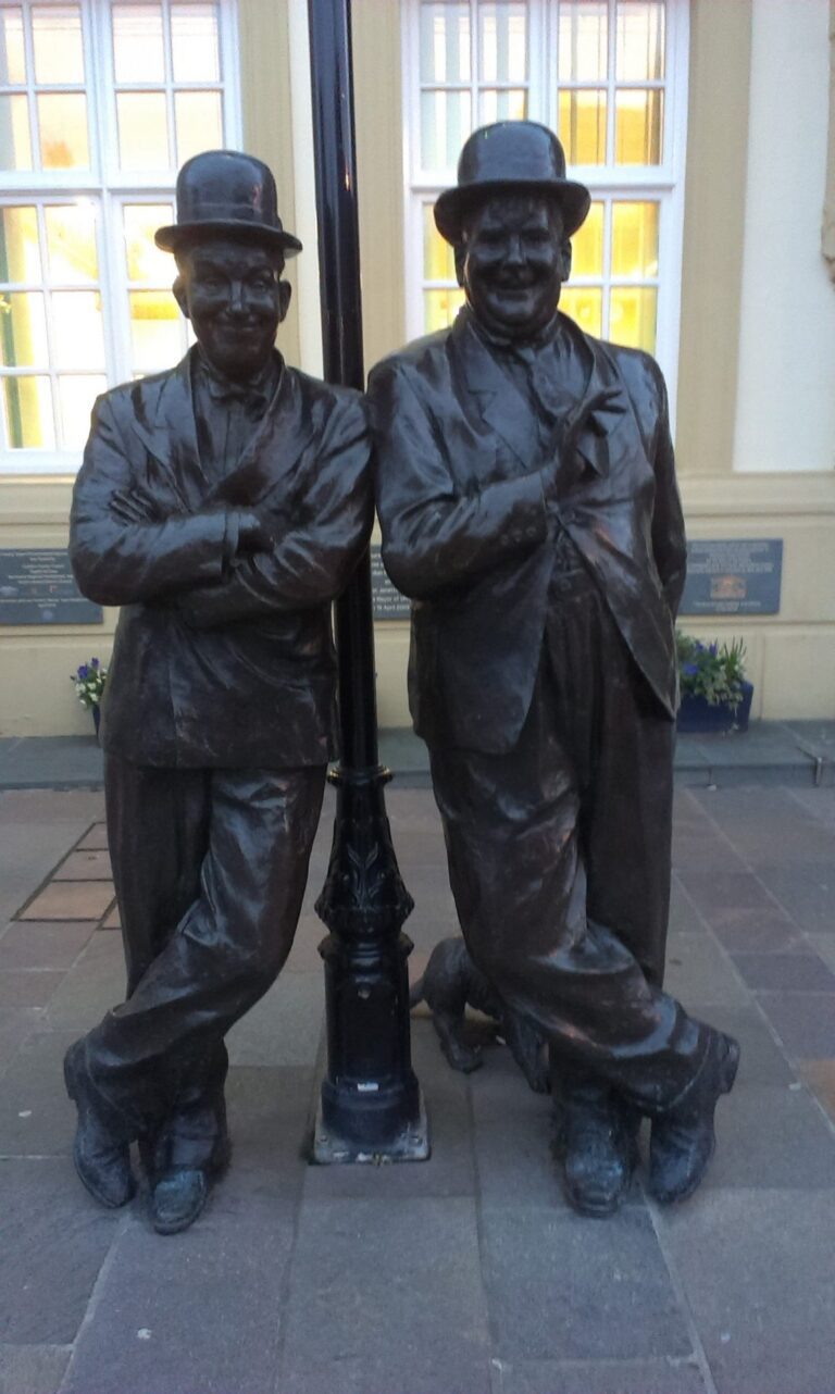 Laurel and Hardy Statue